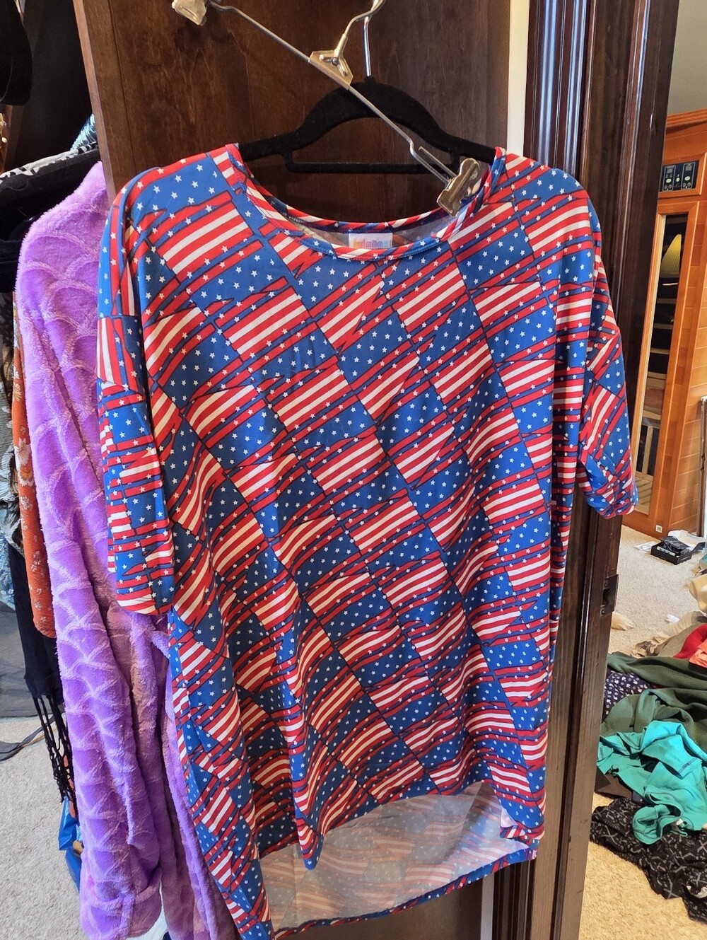 LuLaRoe M Irma Short Sleeve Tee - Red, Blue, White American Flag Print